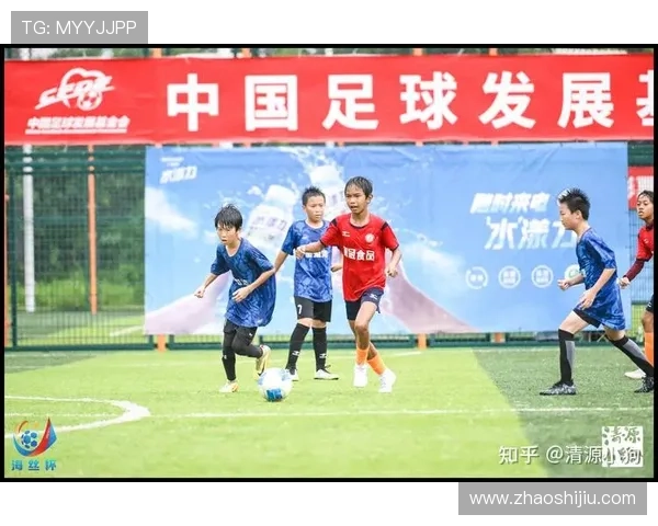 雷丁俱乐部凝聚城市精神引领足球文化发展与青年力量崛起 雷丁俱乐部凝聚城市精神引领足球文化发展与青年力量崛起