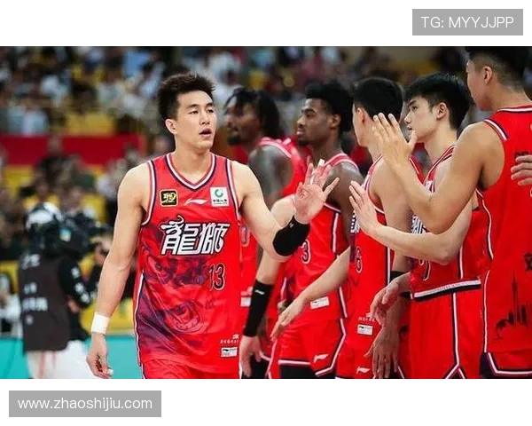 中国男篮力克菲律宾晋级亚洲杯四强，郭艾伦带队展现强大实力