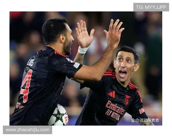 国际足坛劲旅决赛相遇上演惊心逆转引爆全球关注热潮巅峰对决盛况 国际足坛劲旅决赛相遇上演惊心逆转引爆全球关注热潮巅峰对决盛况