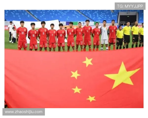 国足热身赛惊险逆转劲敌全场鏖战展现顽强斗志球迷齐声高唱为梦呐喊 国足热身赛惊险逆转劲敌全场鏖战展现顽强斗志球迷齐声高唱为梦呐喊