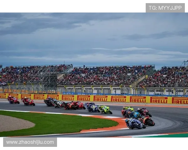 MotoGP新赛季揭幕战精彩纷呈 各车队争夺激烈冠军悬念重重