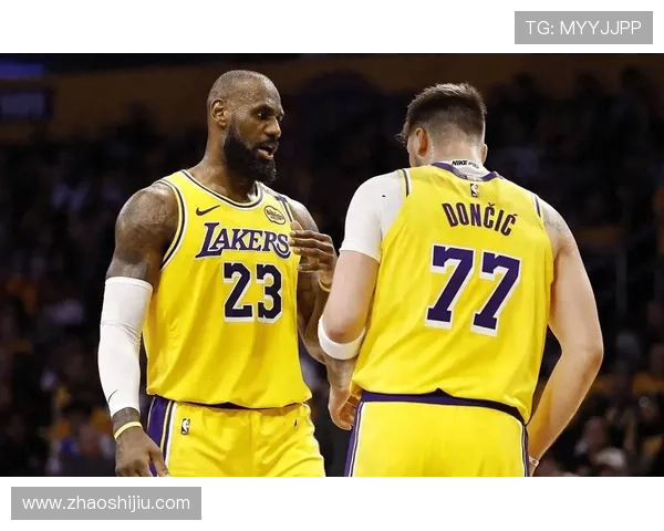 NBA新赛季焦点：詹姆斯领衔湖人迎战勇士 多队争夺季后赛名额